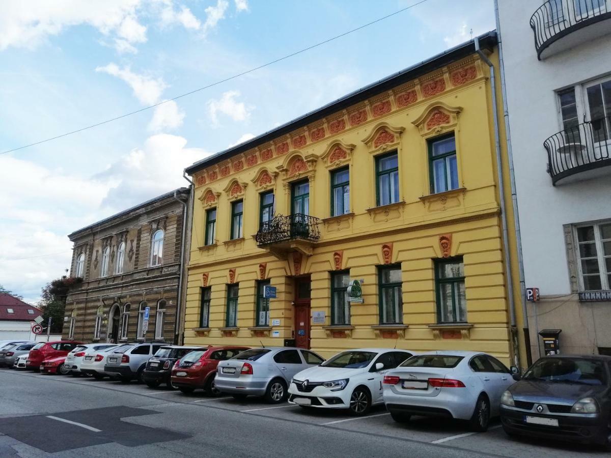Entrez Apartment 3 - Historical Centre Kosice Luaran gambar